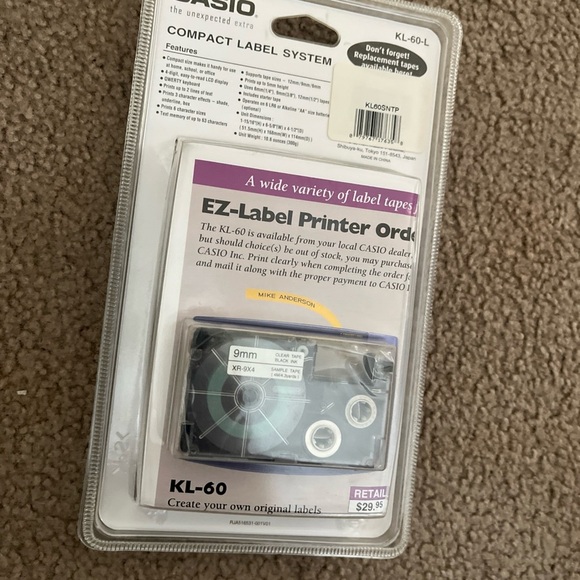 Casio Label It! Printer in Blue and Gray - Picture 6 of 7